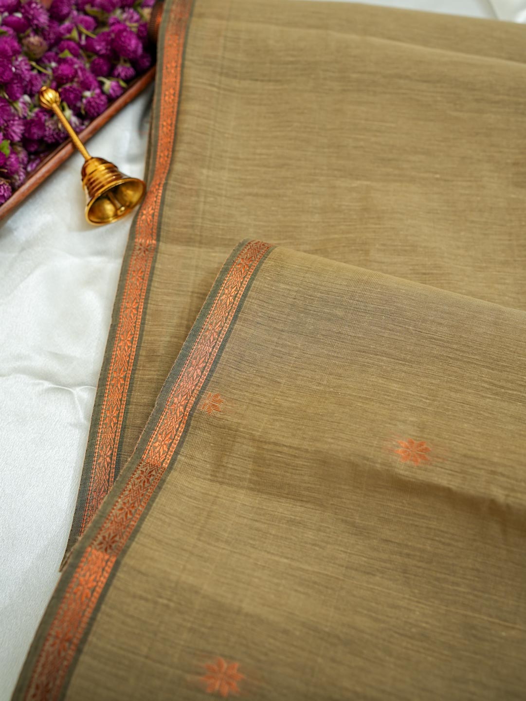 Beige & Black - Maheshwari Cotton Saree
