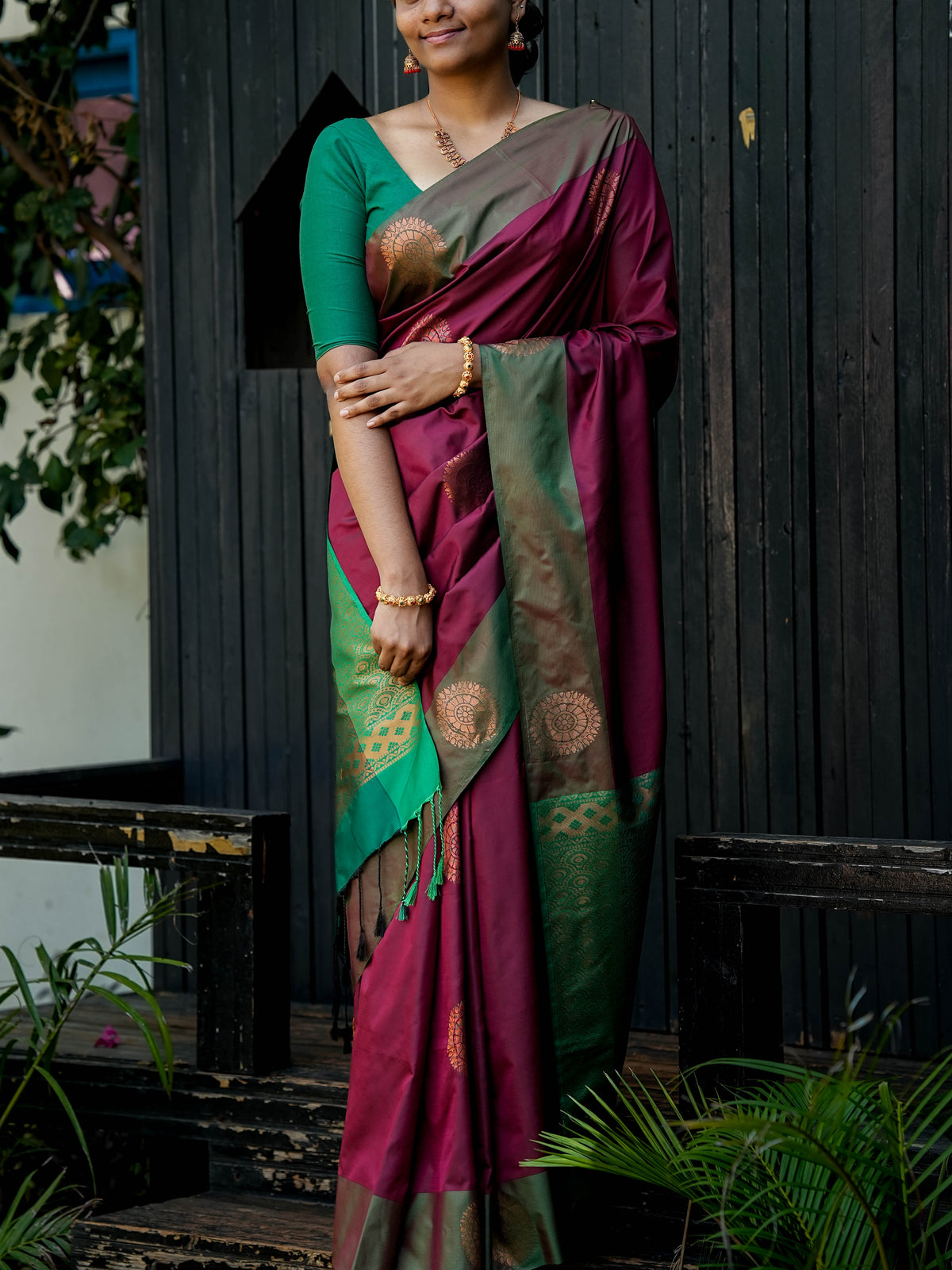 Maroon & Green Borderless Soft Silk Saree