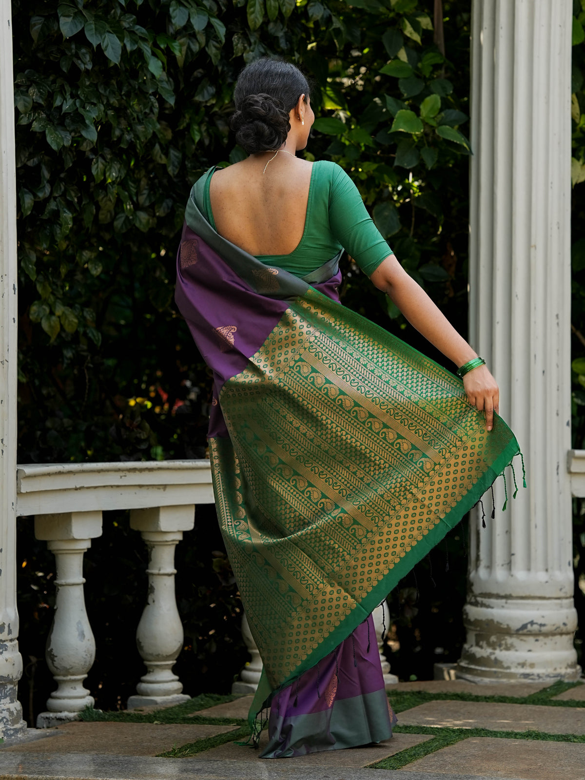 Purple & Green Borderless Soft Silk Saree
