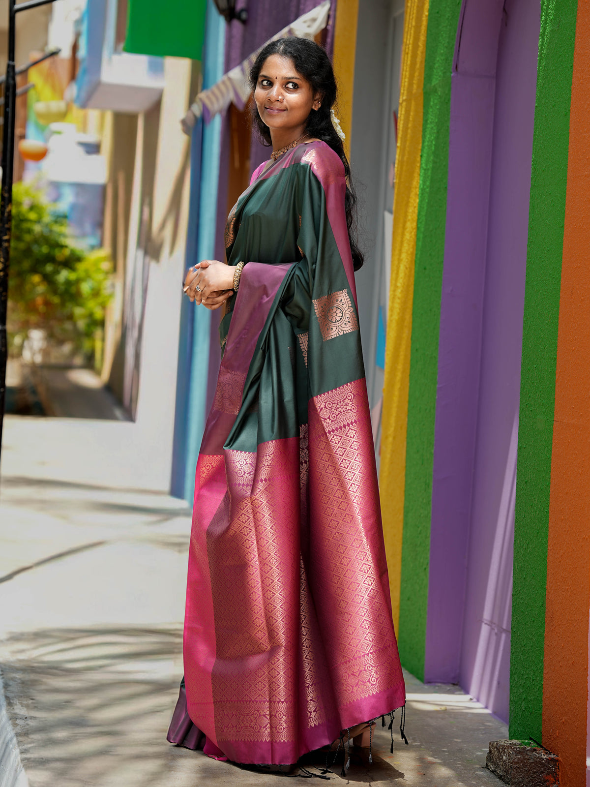 Dark Green & Pink Borderless Soft Silk Saree