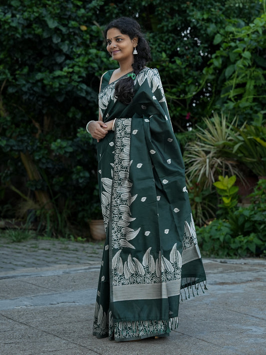 Bottle Green Spun Cotton Saree