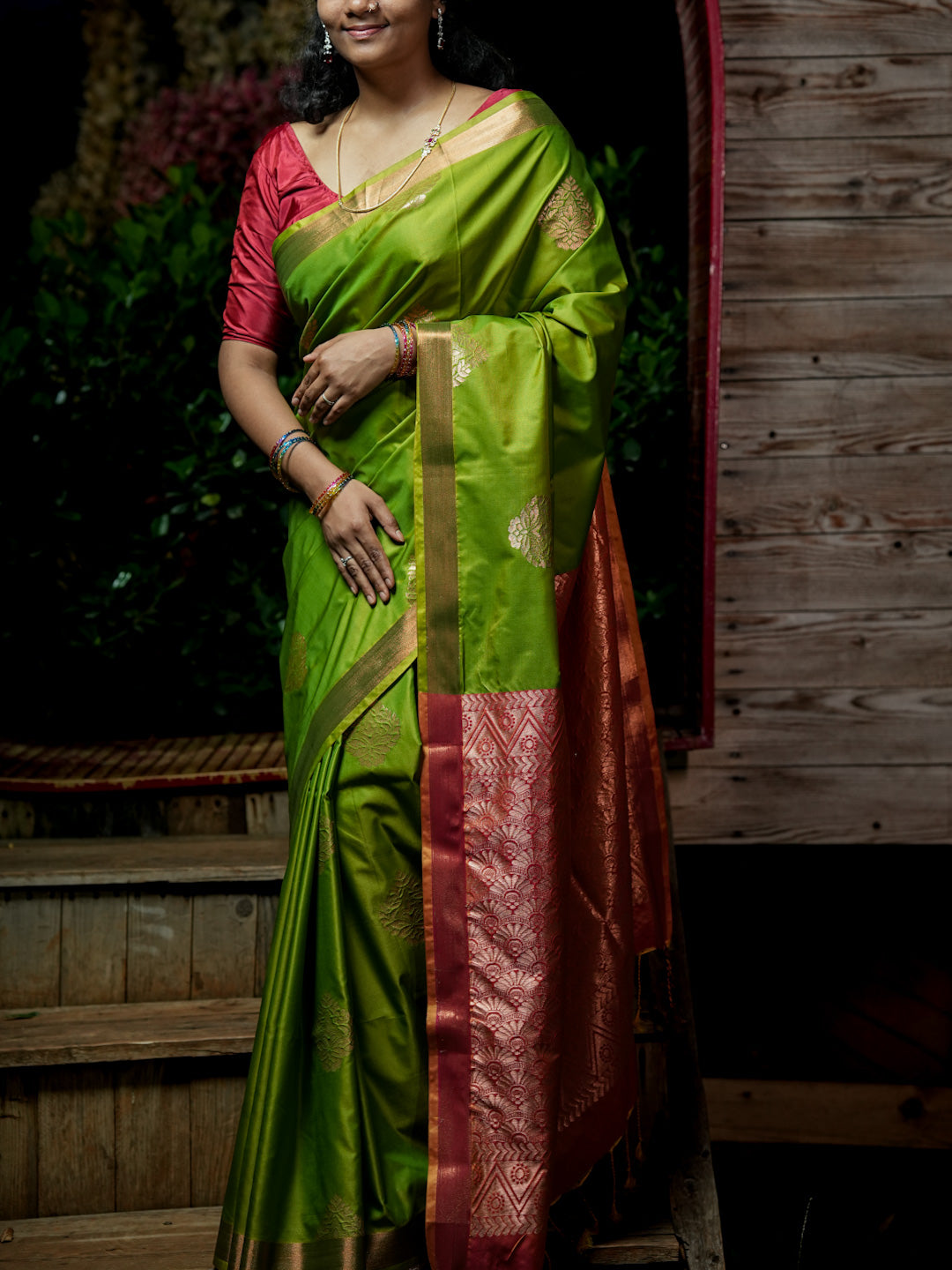 Parrot Green & Coppery Pink-Maroon Soft Silk Saree