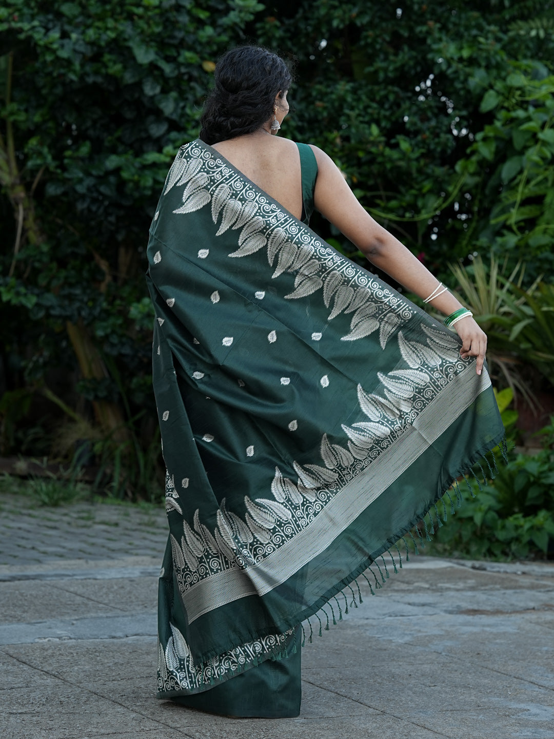 Bottle Green Spun Cotton Saree