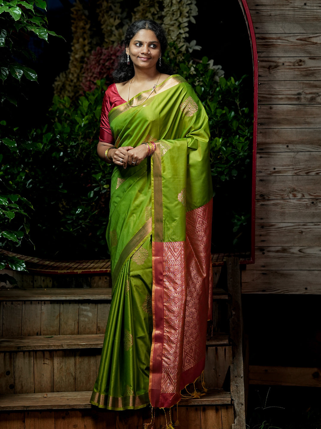 Parrot Green & Coppery Pink-Maroon Soft Silk Saree